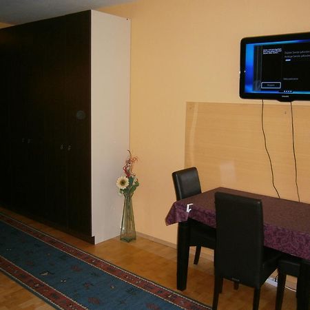 Ferienwohnung "Isidora" Villach Exteriör bild